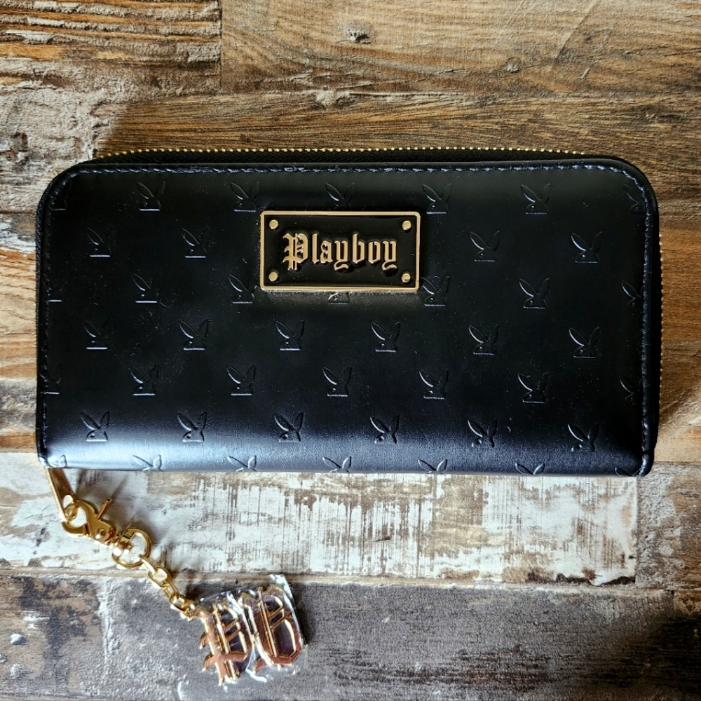 Playboy Bunny 🐰 wallet Nwot